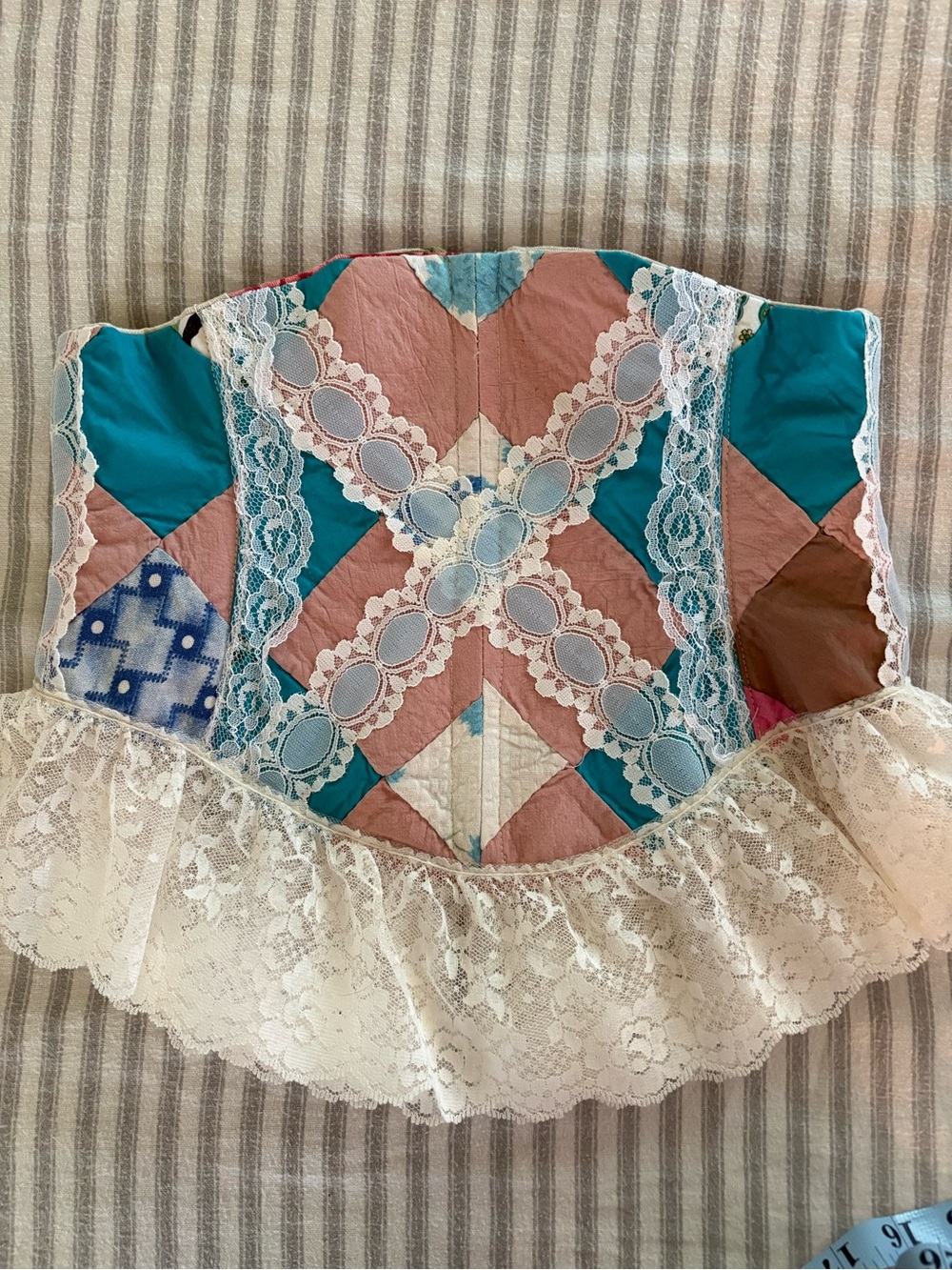 Reversible cottagecore mini corset /waspie belt.  Vintage quilt, lace, floral.